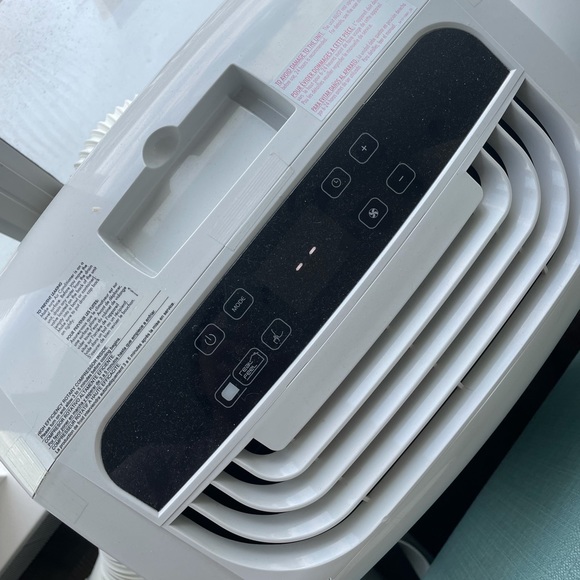 delonghi air condditioner portable - Picture 2 of 5